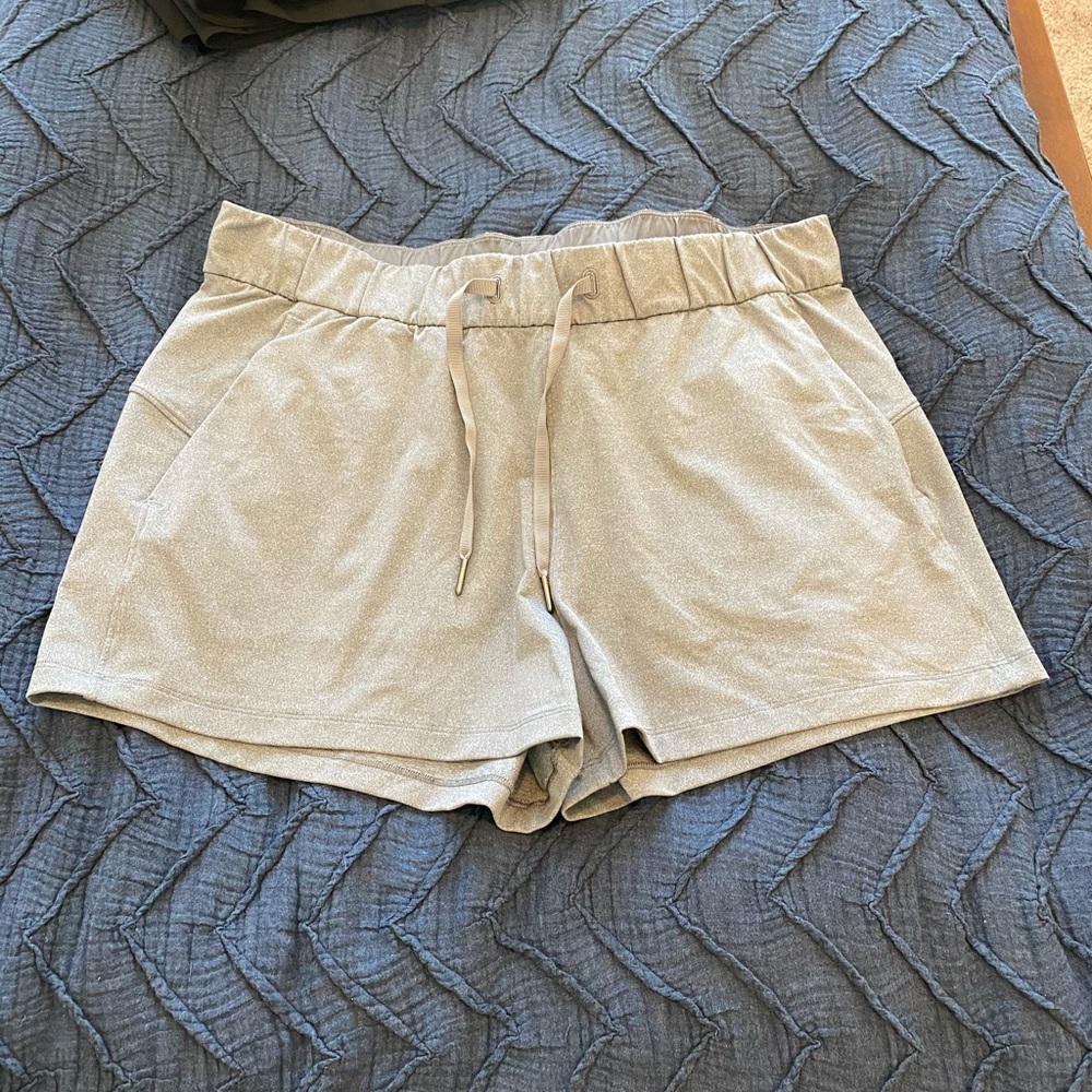 Lululemon On the Fly Short - Gray